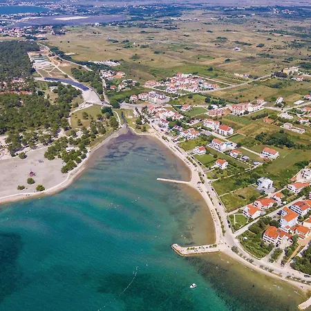 Maslenica 아파트 *